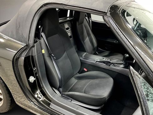 Used 2013 MAZDA MX-5 Miata Sport image 24