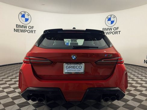 New 2026 BMW M5 Touring image 7