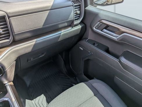 Used 2024 Chevrolet Silverado 1500 RST w/ Convenience Package II AWD/4WD image 17