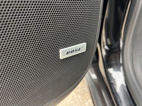 Used 2018 Buick Enclave Premium w/ Experience Buick Package image 9