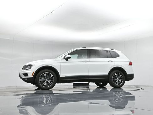 Used 2019 Volkswagen Tiguan SEL image 55
