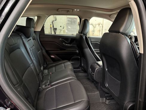 Used 2023 Lincoln Corsair AWD w/ Equipment Group 101A image 28