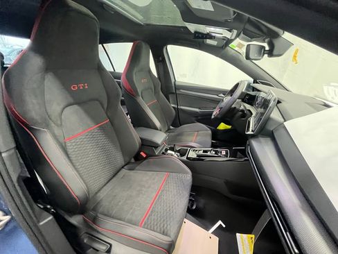 New 2026 Volkswagen GTI SE image 12