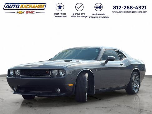 Used 2013 Dodge Challenger R/T RWD image 4