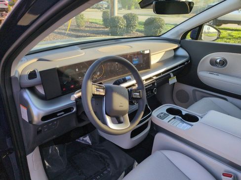 New 2026 Hyundai Ioniq 9 SEL AWD/4WD image 14