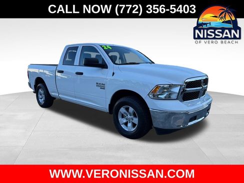 Used 2024 RAM 1500 Classic SLT AWD/4WD image 1