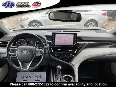 Used 2023 Toyota Camry XLE image 15