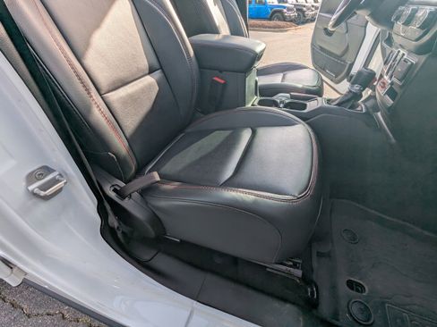 Certified 2022 Jeep Wrangler Unlimited Rubicon w/ Steel Bumper Group image 13