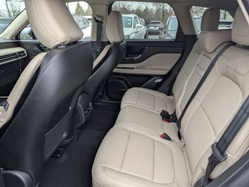 New 2026 Lincoln Corsair Reserve image 11