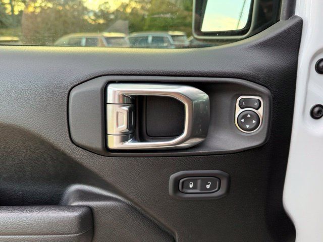 Used 2022 Jeep Wrangler Unlimited Sport AWD/4WD image 15