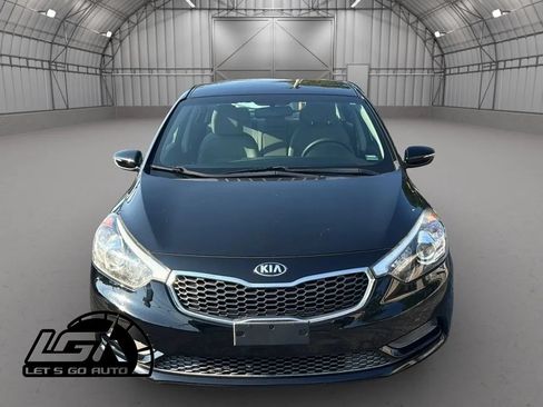 Used 2015 Kia Forte LX w/ Popular Package FWD image 2
