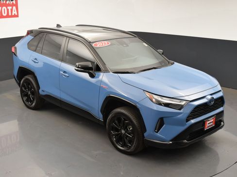 Used 2022 Toyota RAV4 XSE image 24
