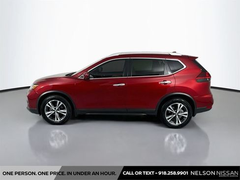 Used 2019 Nissan Rogue SV w/ Premium Package FWD image 8