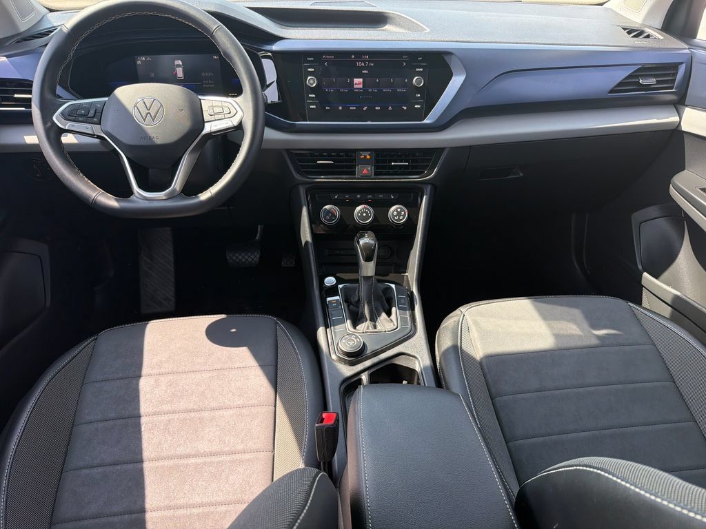 Certified 2023 Volkswagen Taos SE w/ Panoramic Sunroof Package AWD/4WD image 20