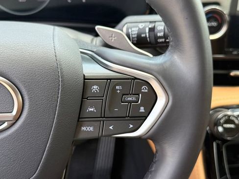 Used 2024 Lexus NX 250 FWD w/ Towing Package (2000 Lbs) image 13
