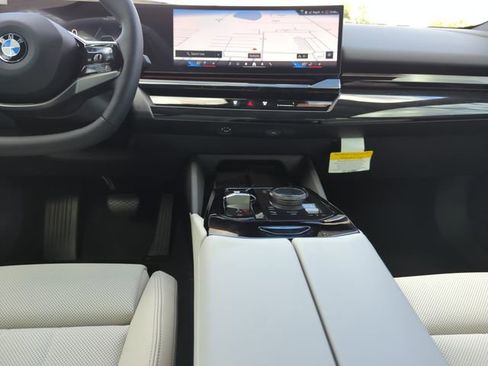 New 2026 BMW 530i w/ Premium Package image 13