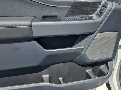 New 2025 Ford F150 Lariat w/ Equipment Group 502A High image 21