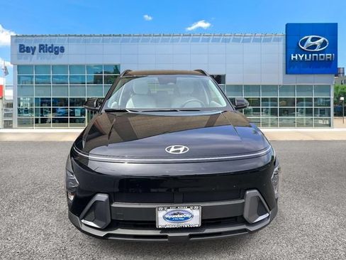 Used 2025 Hyundai Kona SEL AWD/4WD image 8