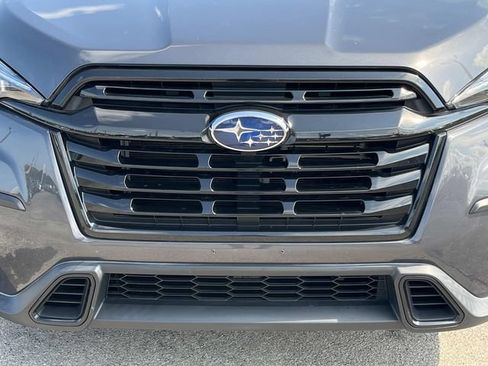 Used 2023 Subaru Ascent Onyx Edition AWD/4WD image 10
