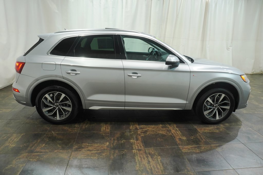 Used 2022 Audi Q5 2.0T Premium AWD/4WD image 4