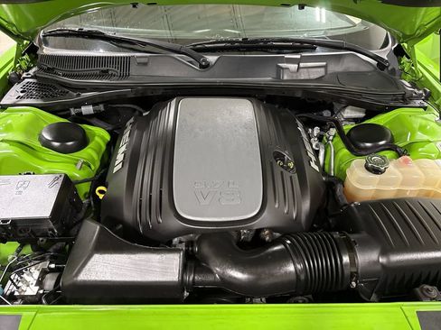 Used 2017 Dodge Challenger R/T w/ Blacktop Package RWD image 25