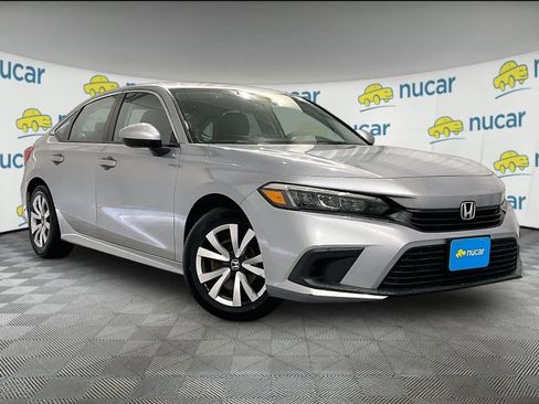 Used 2022 Honda Civic LX image 1