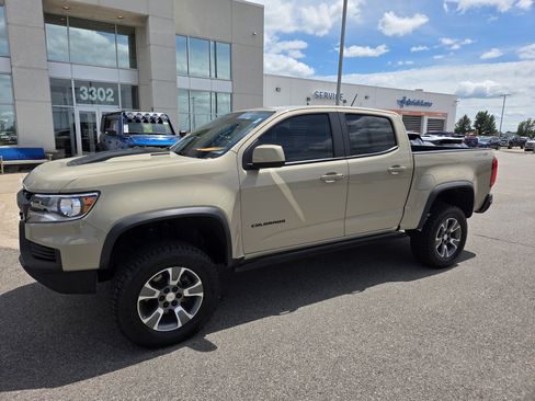 Used 2021 Chevrolet Colorado ZR2 AWD/4WD image 11