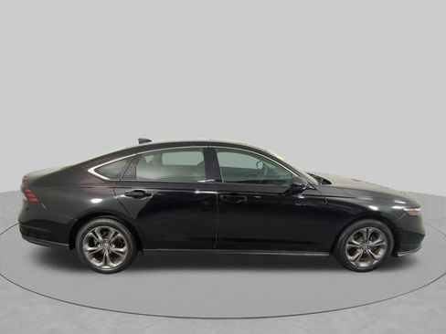 Used 2023 Honda Accord EX image 38
