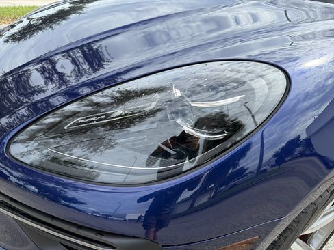 Used 2022 Porsche Macan S AWD/4WD image 9