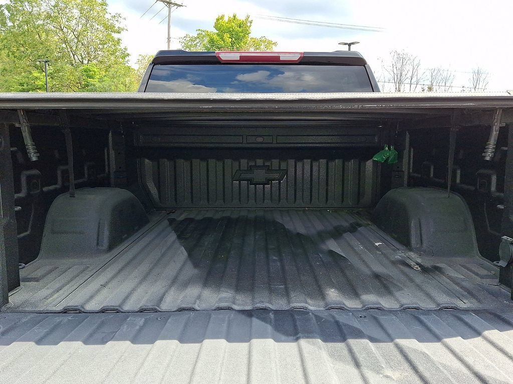 Used 2024 Chevrolet Silverado 1500 RST w/ Redline Edition AWD/4WD image 29