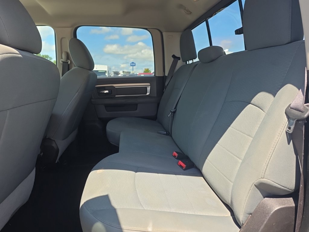 Used 2020 RAM 1500 Classic SLT AWD/4WD image 10