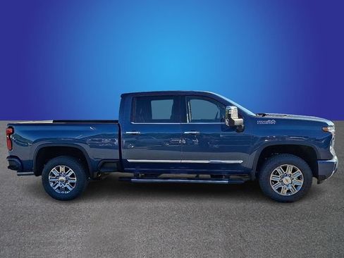 New 2026 Chevrolet Silverado 2500 High Country w/ Technology Package AWD/4WD image 3