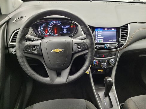 Used 2021 Chevrolet Trax LS w/ Tint and Cruise Package AWD/4WD image 22