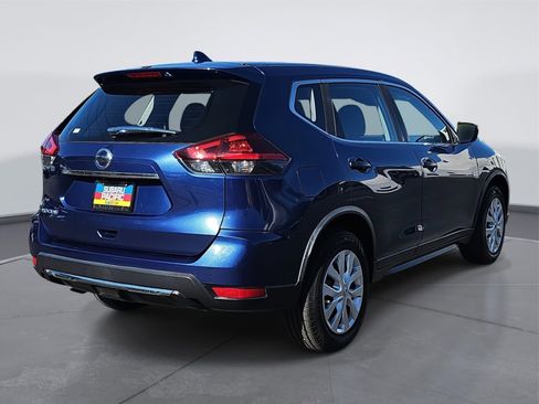 Used 2020 Nissan Rogue S image 3