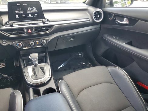 Used 2021 Kia Forte GT-Line image 14