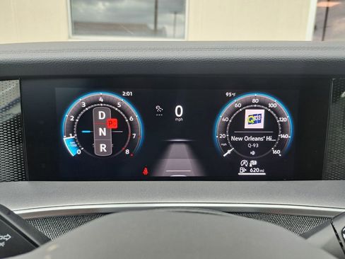 New 2025 Volkswagen Tiguan S image 13