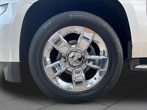 Used 2017 Chevrolet Tahoe Premier AWD/4WD image 11