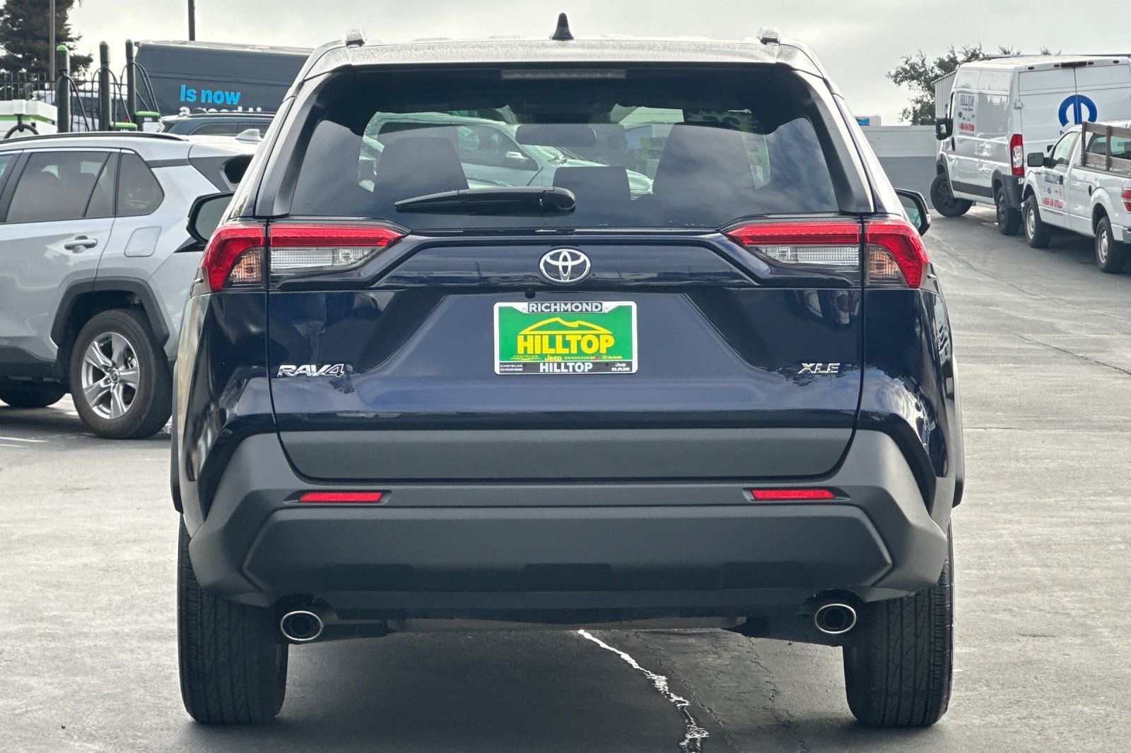 Used 2025 Toyota RAV4 XLE FWD image 6