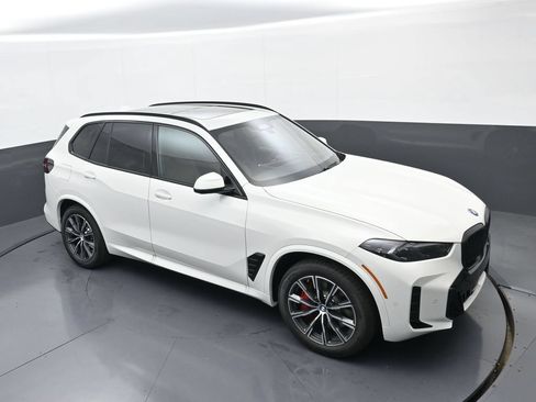New 2026 BMW X5 xDrive50e w/ M Sport Package AWD/4WD image 30