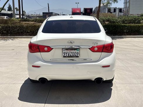 Used 2017 INFINITI Q50 2.0t w/ Moonroof Package RWD image 4
