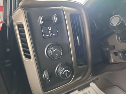 Used 2019 GMC Sierra 3500 Denali AWD/4WD image 16