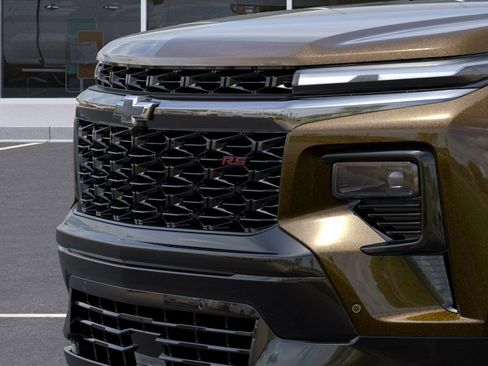 Used 2024 Chevrolet Traverse RS FWD image 34