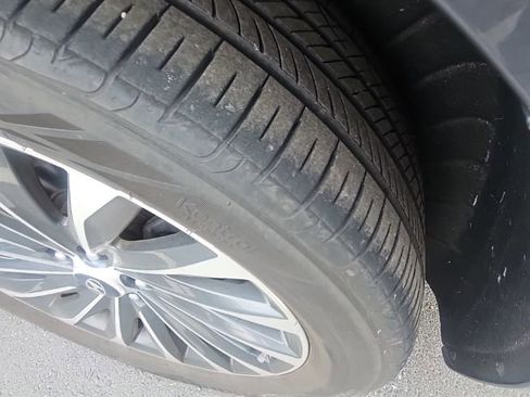 Used 2024 Hyundai Palisade Calligraphy image 19