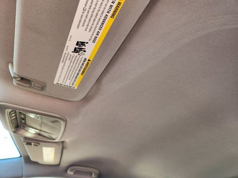 Used 2025 Chevrolet Malibu LT image 26