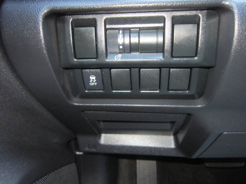 Used 2019 Subaru Crosstrek 2.0i w/ Eyesight System AWD/4WD image 24