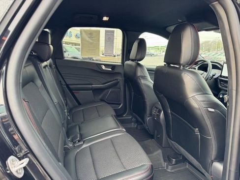 Used 2024 Ford Escape ST-Line w/ Tech Pack #1 image 10
