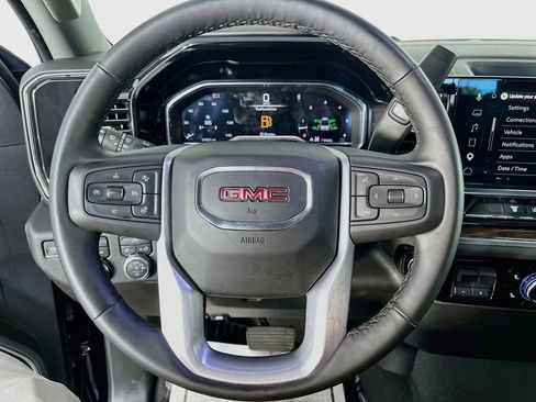 Used 2025 GMC Sierra 2500 SLE w/ SLE Convenience Package AWD/4WD image 14