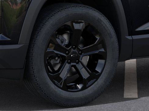 New 2026 Chevrolet Equinox LT FWD image 9