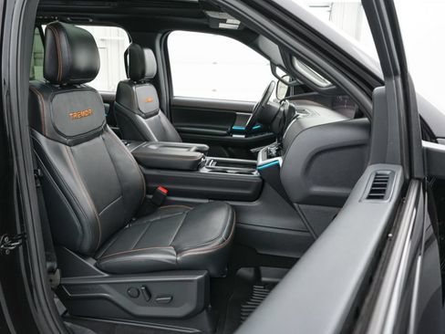 Certified 2025 Ford Expedition Tremor AWD/4WD image 36