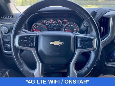 Used 2022 Chevrolet Silverado 1500 LT AWD/4WD image 12